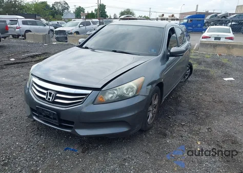 2011 Honda Accord 2.4 Se z USA, uszkodzony, nr VIN 1HGCP2F60BA028489